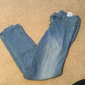 Hollister size 9 long skinny stretch jeans